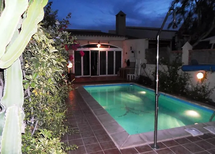 Lovely Cottageaurora With Wi-fi And Private-pool Chalet Corralejo